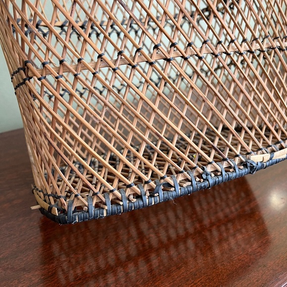 Vintage Wicker Wall Hanging Baskets (Pair) - Picture 7 of 9